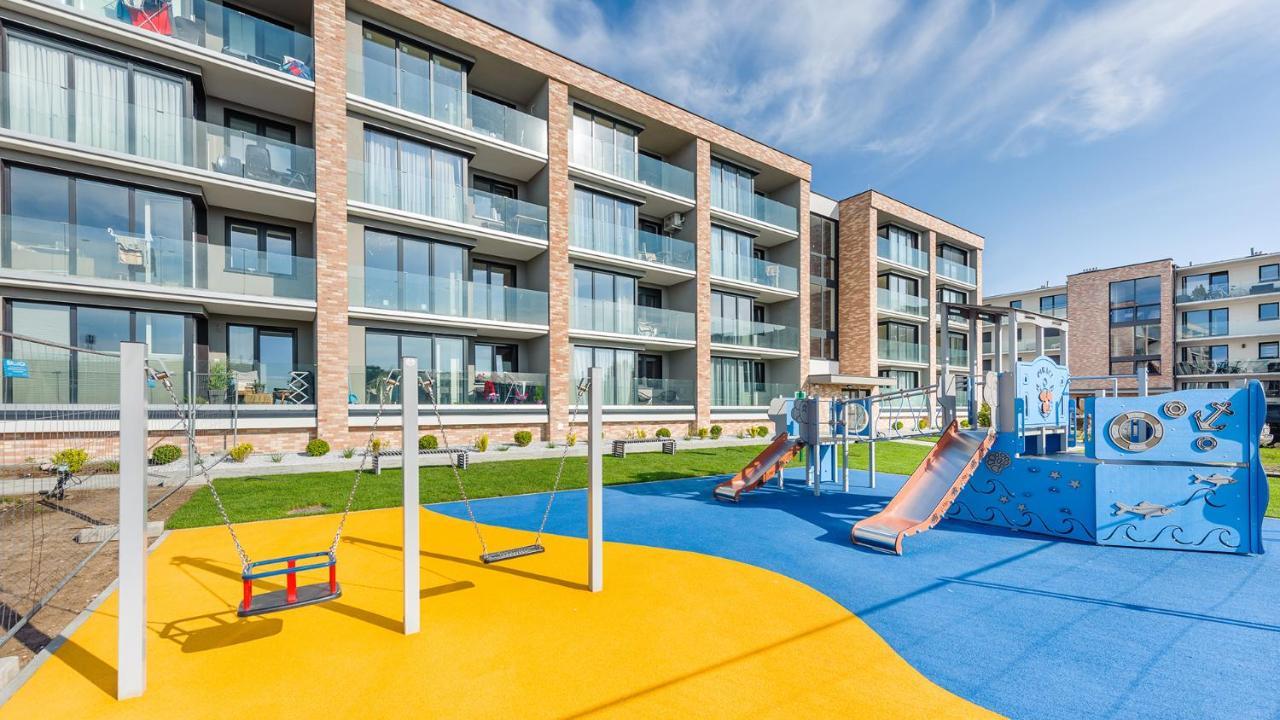 Apartament Z 1 Sypialnia Retro Deluxe 60 F Perlowa Przystan - Holiday City โควอบเซก ภายนอก รูปภาพ