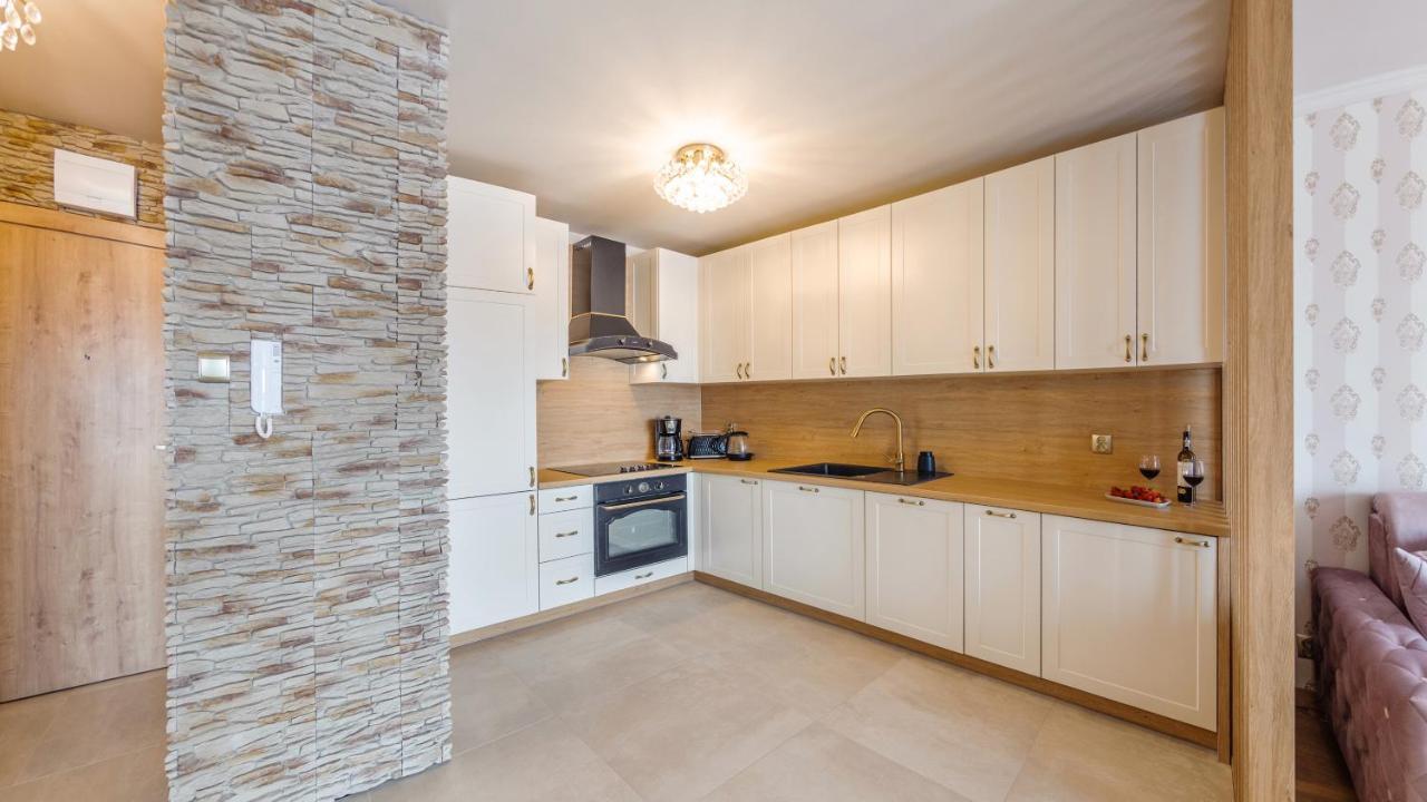 Apartament Z 1 Sypialnia Retro Deluxe 60 F Perlowa Przystan - Holiday City โควอบเซก ภายนอก รูปภาพ